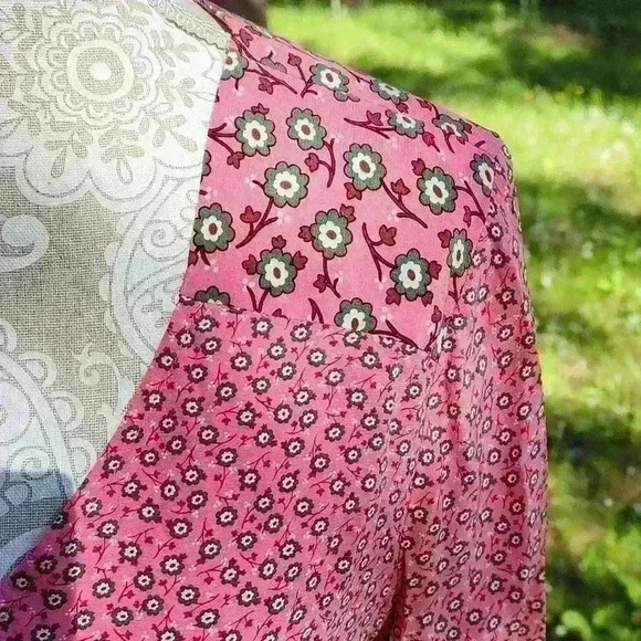 Boden Womens Eva Ditsy Floral Print Boho Blouse Size 8 Pink EUC - Picture 2 of 6